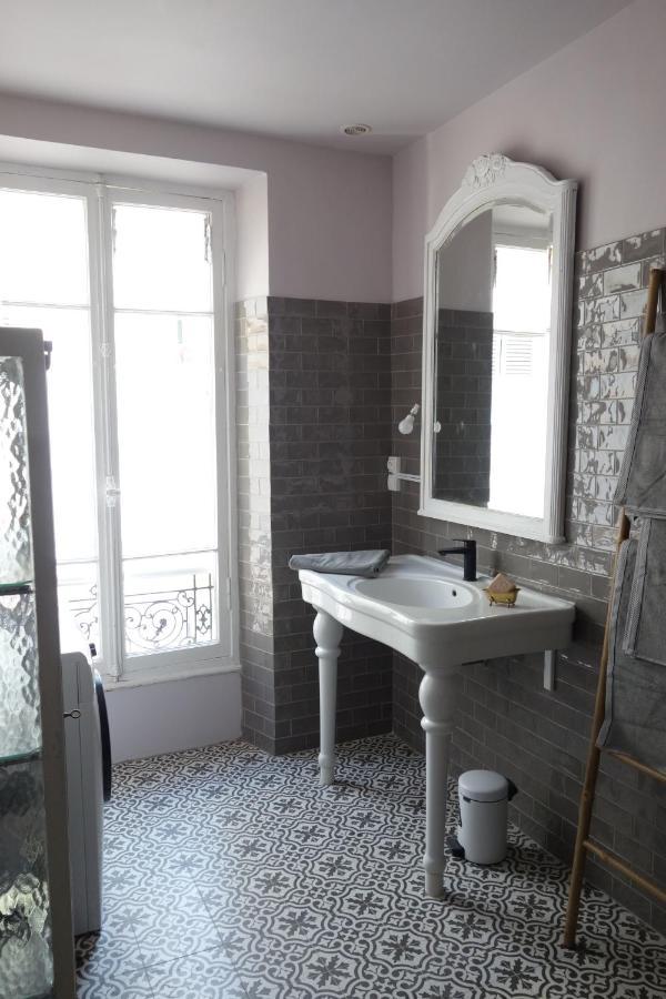 Modern, Traditional , Bright And Stylish Appartement Ницца Экстерьер фото
